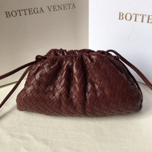 Bottega Veneta The Mini Pouch Lambskin Jujube Red Bottega Veneta The Mini Pouch Lambskin Jujube Red