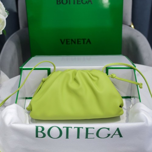 Bottega Veneta Small The Pouch Leather Clutch Light Green Bottega Veneta Small The Pouch Leather Clutch Light Green