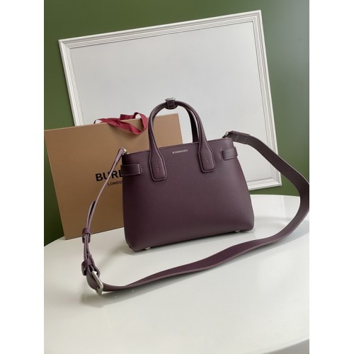 Burberry Banner Small Vintage Check Tote Bag/wine red Burberry Banner Small Vintage Check Tote Bag/wine red