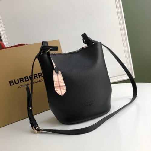 Burberry Haymarket(in) bucket bag/black Burberry Haymarket(in) bucket bag/black