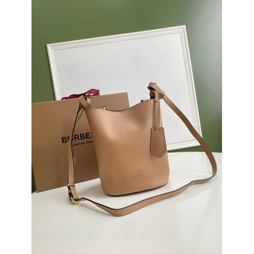 Burberry Haymarket(in) bucket bag/brown Burberry Haymarket(in) bucket bag/brown