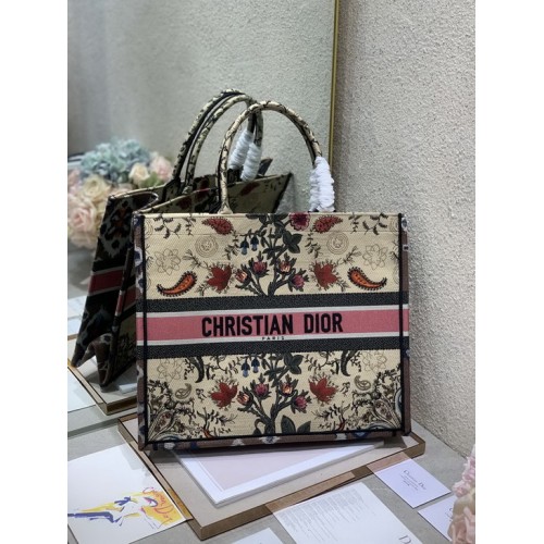 Dior Book Tote D-Stripes GM 1286 Kapok Dior Book Tote D-Stripes GM 1286 Kapok