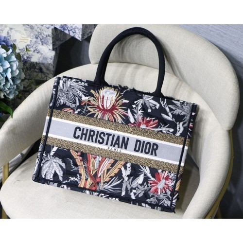Dior Book Tote Tanabata Book ToteVintage Book Tote Garden Series Black Dior Book Tote Tanabata Book ToteVintage Book Tote Garden Series Black