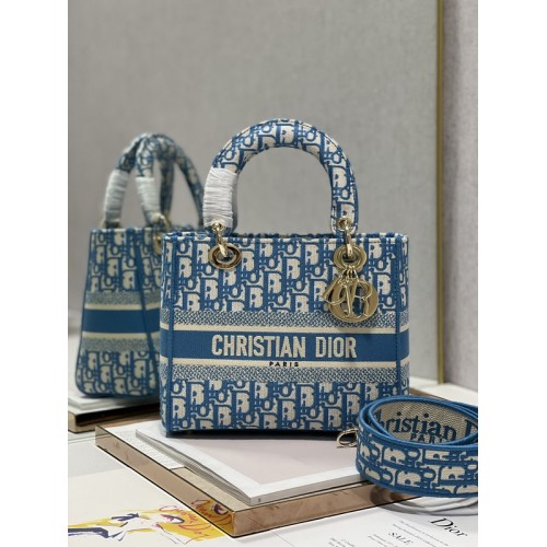 Dior Medium Lady D-Lite Bag Light Blue Dior Medium Lady D-Lite Bag Light Blue