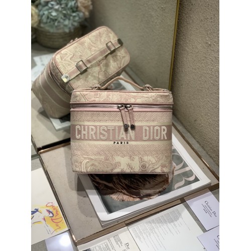 Dior DiorTravel Vanity Case Pink Toile De Jouy Embroidery Dior DiorTravel Vanity Case Pink Toile De Jouy Embroidery