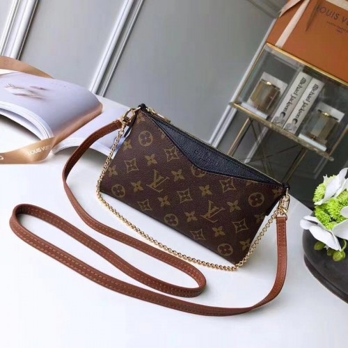 Louis Vuitton Palls Cluth Bag M41639 Louis Vuitton Palls Cluth Bag M41639