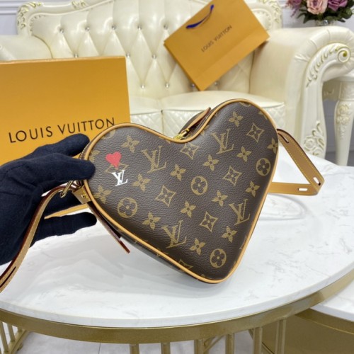Louis Vuitton Boite Chapeau Souple Monogram Bag M45419 LOVE Louis Vuitton Boite Chapeau Souple Monogram Bag M45419 LOVE