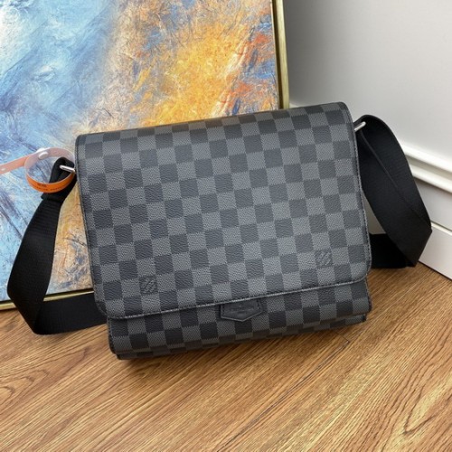 Louis Vuitton ALPHA WEARABLE Messenger Damier Graphite N40418 Louis Vuitton ALPHA WEARABLE Messenger Damier Graphite N40418