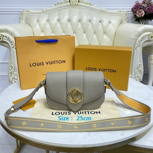 Louis Vuitton LV Pont 9 Soft PM Grained Calfskin M58728 Louis Vuitton LV Pont 9 Soft PM Grained Calfskin M58728