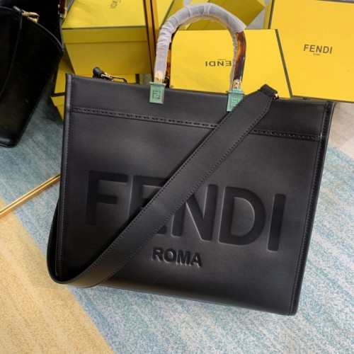 Fendi Sunshine Medium Black Leather Shopper Fendi Sunshine Medium Black Leather Shopper