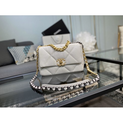Chanel 19 Bag Lambskin 1160 Beige White Chanel 19 Bag Lambskin 1160 Beige White