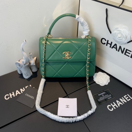 Chanel Trendy CC Quilted Bag Lambskin Leather Gold Hardware 99236 Green Chanel Trendy CC Quilted Bag Lambskin Leather Gold Hardware 99236 Green