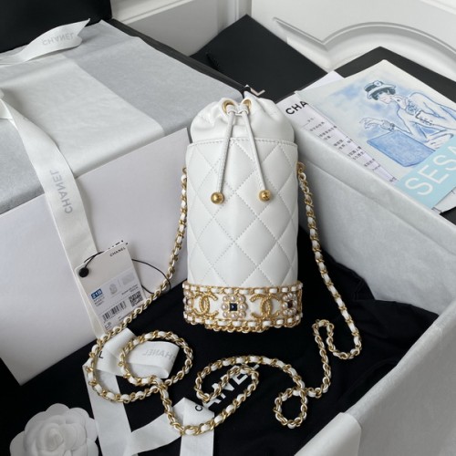 Chanel Bucket With Chain Lambskin Imitation Pearls Gold Metal AP2257 White Chanel Bucket With Chain Lambskin Imitation Pearls Gold Metal AP2257 White
