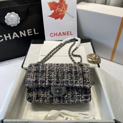 Chanel Black Gold Woolen Chain Bag 25cm Chanel Black Gold Woolen Chain Bag 25cm