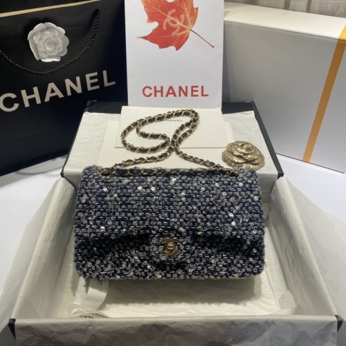 Chanel 2022 Spring/Summer Wool Show Sequin Chain Bag 25cm Chanel 2022 Spring/Summer Wool Show Sequin Chain Bag 25cm