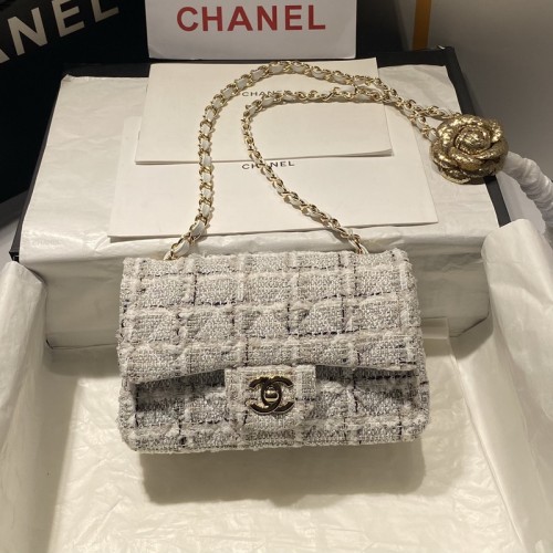 Chanel 2022 Spring/Summer Knitted Woolen Bag 20cm Chanel 2022 Spring/Summer Knitted Woolen Bag 20cm