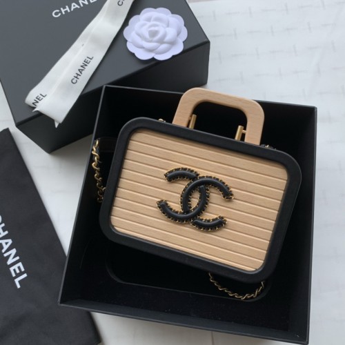 Chanel 2022 Early Spring Small Vanity Case Beech Wood Calfskin AS2926 Chanel 2022 Early Spring Small Vanity Case Beech Wood Calfskin AS2926