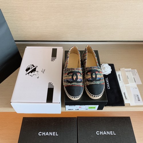 Chanel Spring And Summer New Double C Logo Fisherman Shoes Color Dots And Black Chanel Spring And Summer New Double C Logo Fisherman Shoes Color Dots And Black