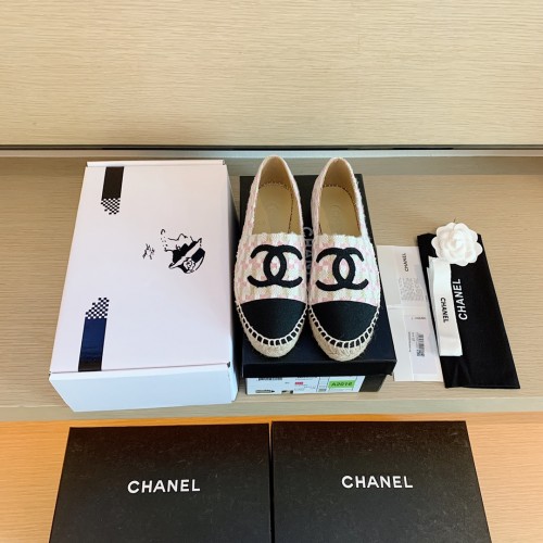 Chanel Spring And Summer New Double C Logo Fisherman Pink And Black Chanel Spring And Summer New Double C Logo Fisherman Pink And Black