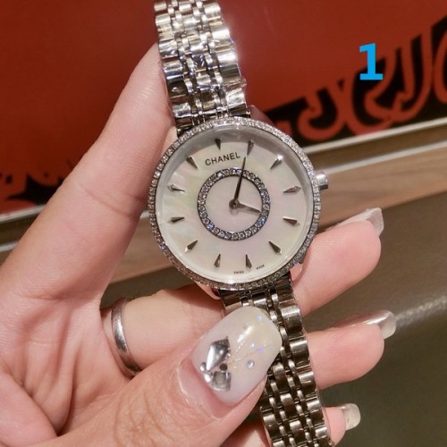 Chanel Pearl Oyster Ladies Watch 32MM Chanel Pearl Oyster Ladies Watch 32MM