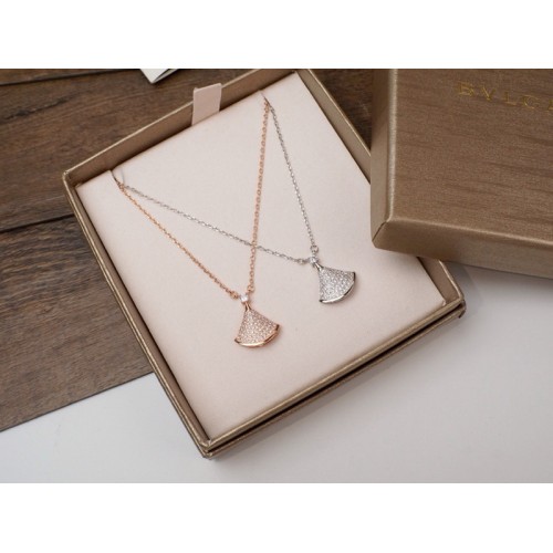 Bvlgari Diva's Dream Rose Gold With Diamonds Necklace Bvlgari Diva's Dream Rose Gold With Diamonds Necklace