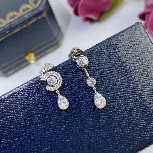 Chanel 5 Word +UFO earplugs Earrings Chanel 5 Word +UFO earplugs Earrings