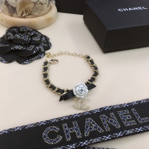 Chanel Code H1346 Big Flower Double C Bracelet Chanel Code H1346 Big Flower Double C Bracelet