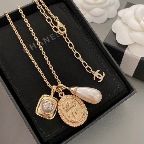 Chanel Pearl Necklace Sweater Chain Necklace B Chanel Pearl Necklace Sweater Chain Necklace B