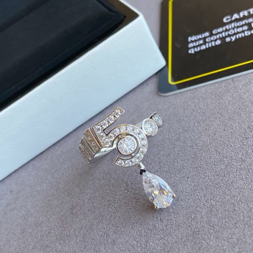 Chanel Classic Logo Diamond Five Word Ring Chanel Classic Logo Diamond Five Word Ring