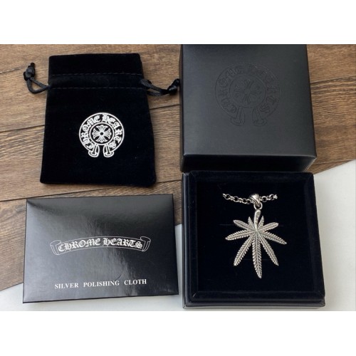 Chrome Hearts Hemp Leaf Maple Leaf Necklace Chrome Hearts Hemp Leaf Maple Leaf Necklace
